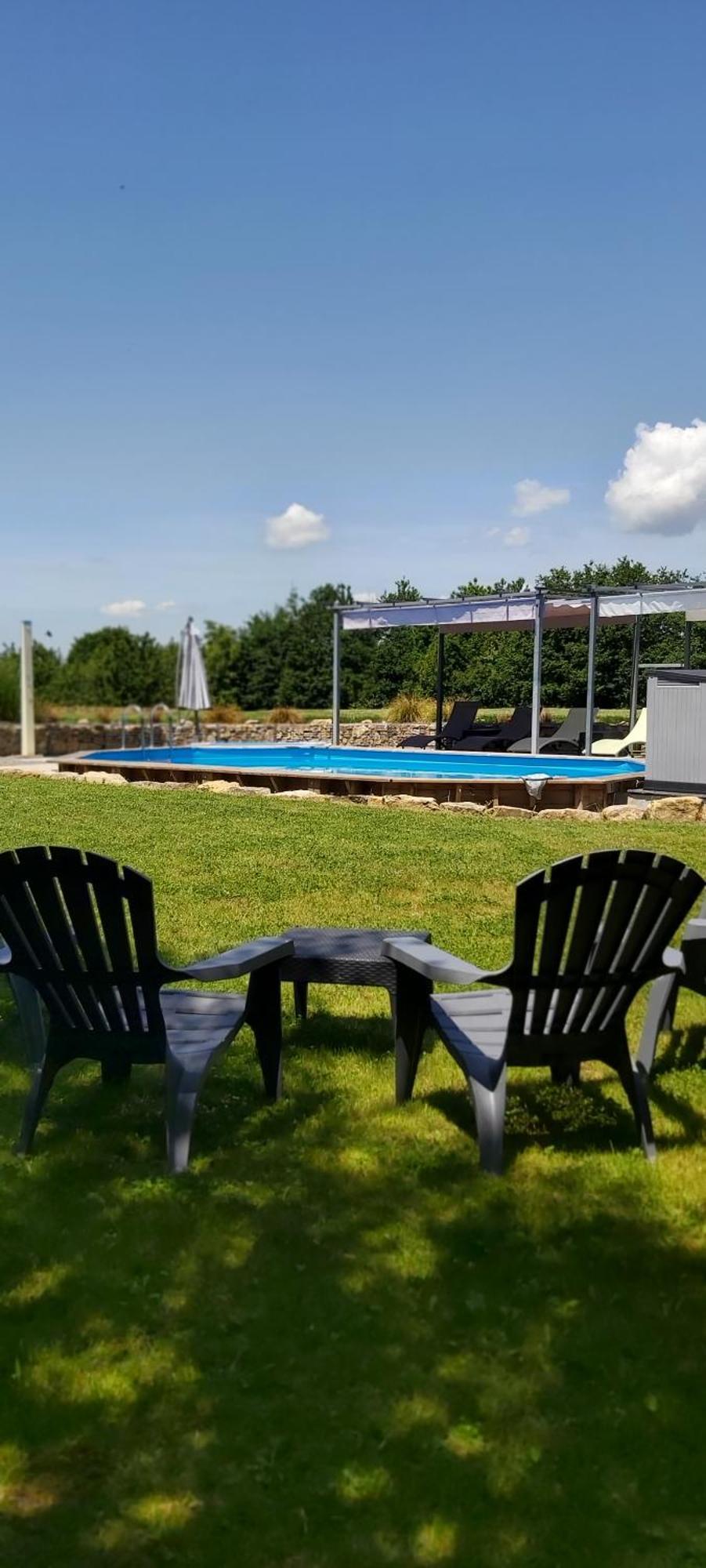 Beautiful 2 Bed Cottage With Swimming Pool Pagéas Habitación foto
