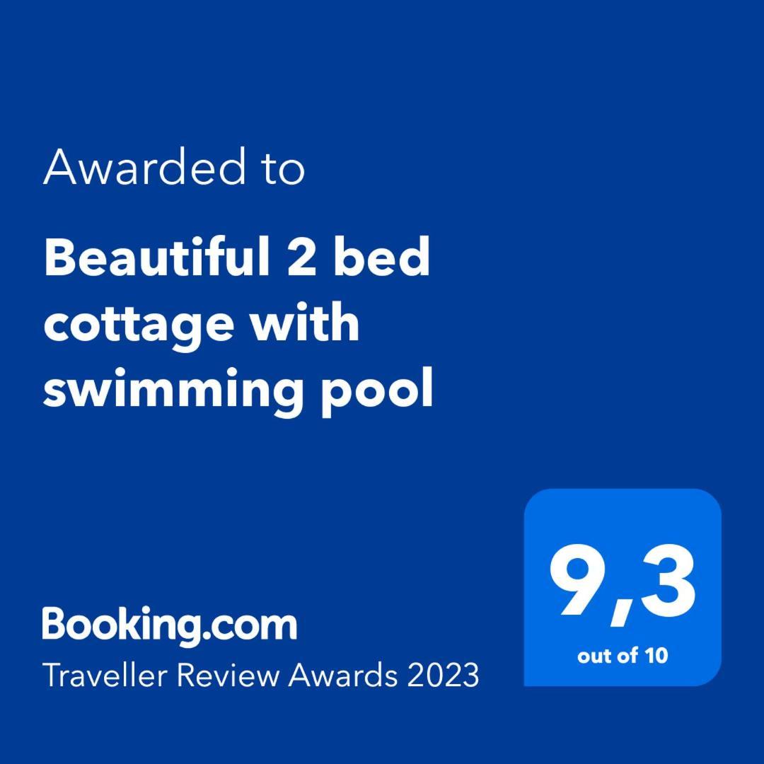 Beautiful 2 Bed Cottage With Swimming Pool Pagéas Habitación foto