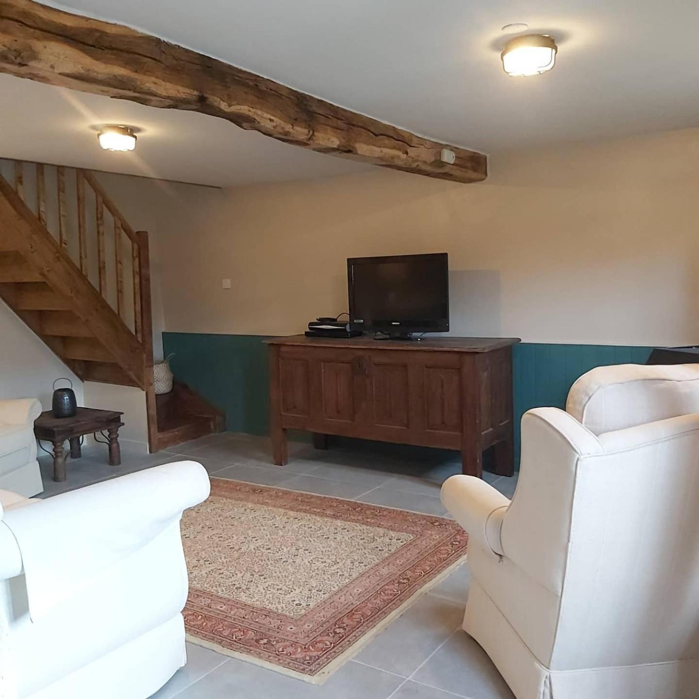 Beautiful 2 Bed Cottage With Swimming Pool Pagéas Habitación foto