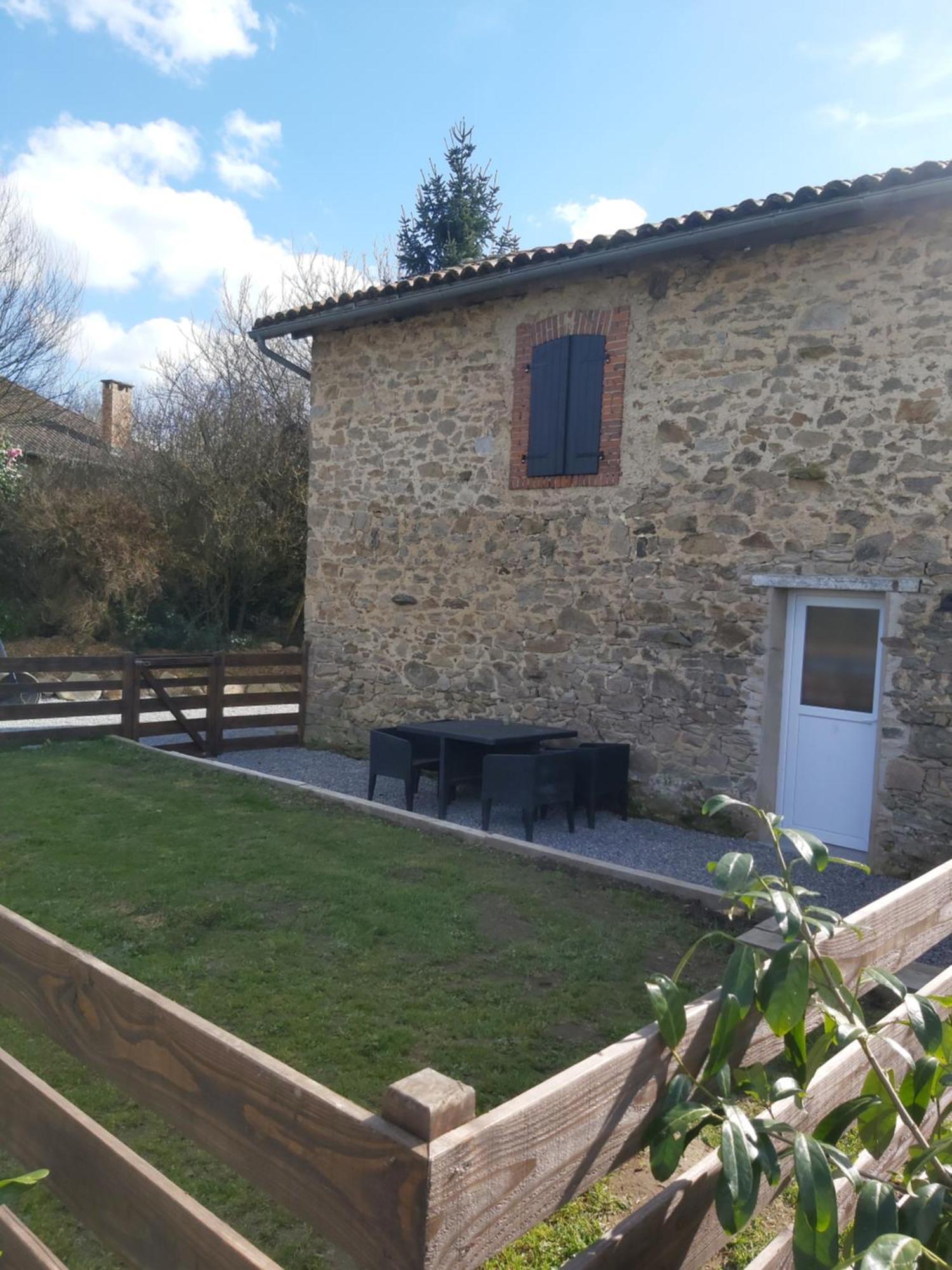Beautiful 2 Bed Cottage With Swimming Pool Pagéas Habitación foto
